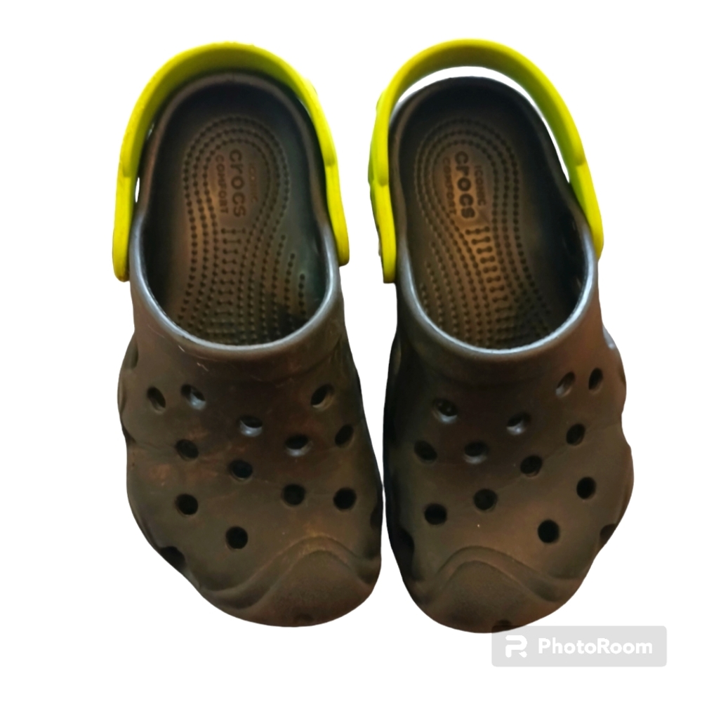 CROCS Children's Black Clogs With Green Straps Size  C 10